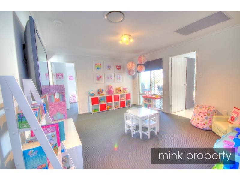 3 Flindersia Place, BRIGHTWATER, Mountain Creek QLD 4557