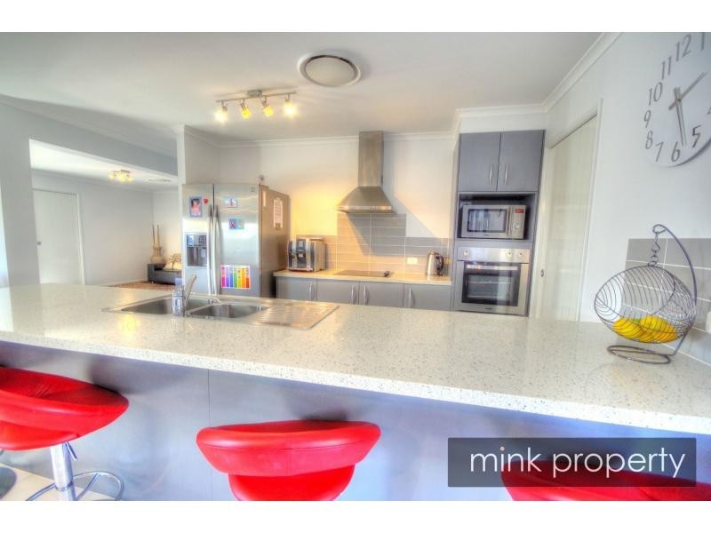 3 Flindersia Place, BRIGHTWATER, Mountain Creek QLD 4557