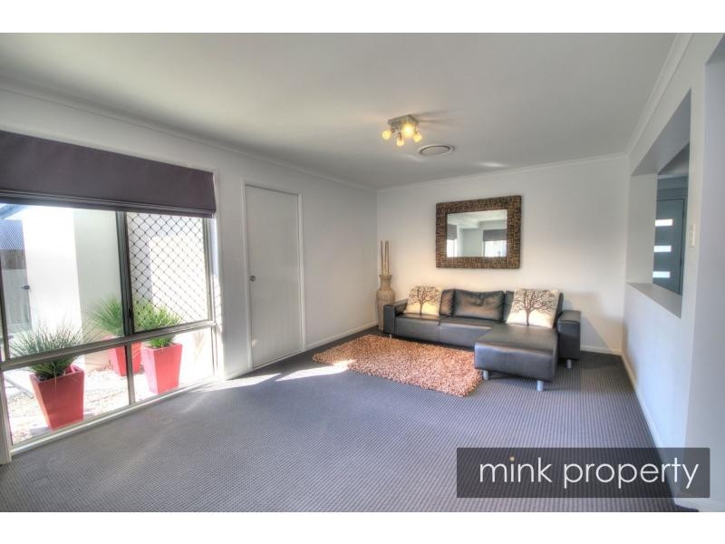 3 Flindersia Place, BRIGHTWATER, Mountain Creek QLD 4557