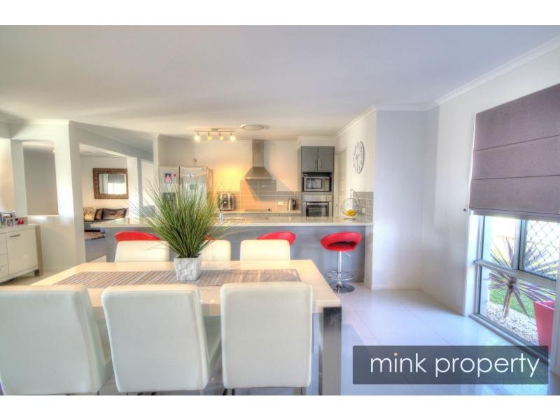 3 Flindersia Place, BRIGHTWATER, Mountain Creek QLD 4557