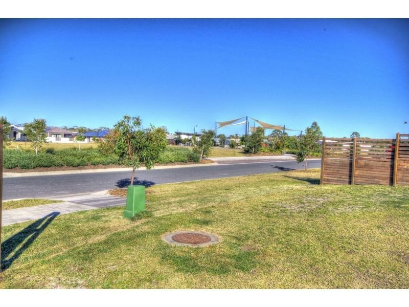 38 Tibrogargan Circuit, BRIGHTWATER, Mountain Creek QLD 4557
