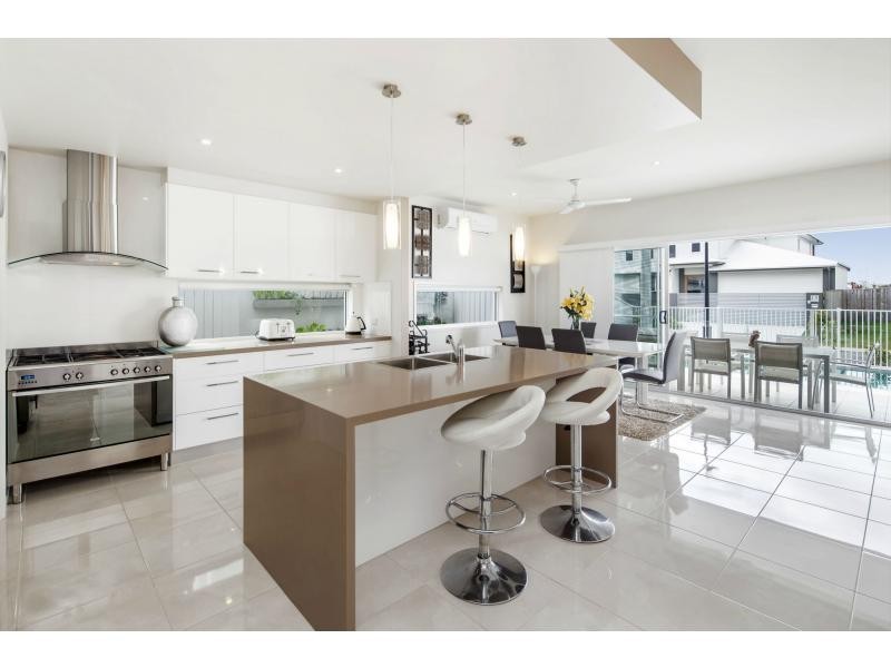 7 Swivel Court, BIRTINYA ISLAND, Birtinya QLD 4575