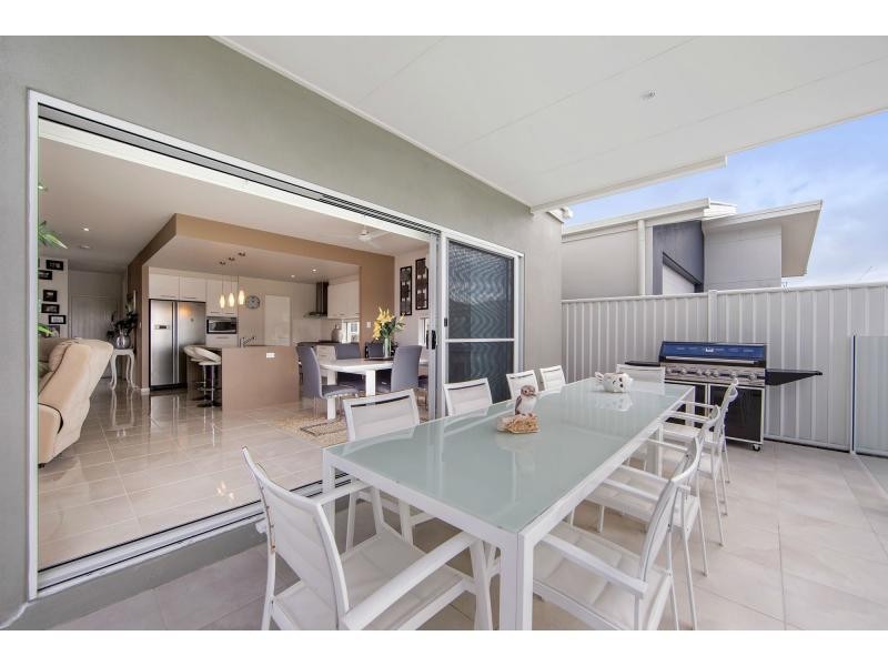 7 Swivel Court, BIRTINYA ISLAND, Birtinya QLD 4575