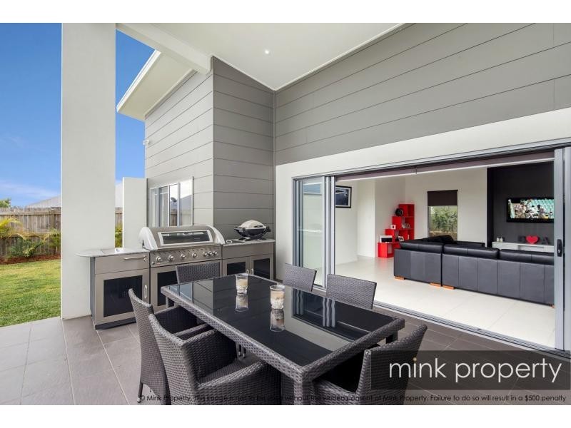 13 Cable Crescent, BRIGHTWATER, Mountain Creek QLD 4557