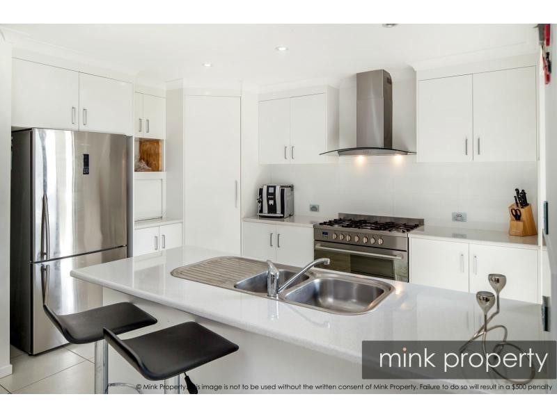 13 Cable Crescent, BRIGHTWATER, Mountain Creek QLD 4557