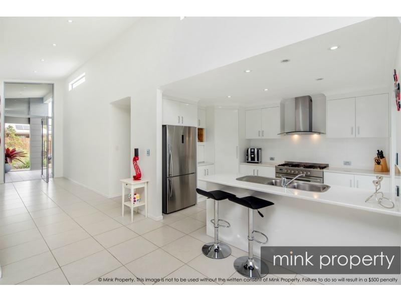 13 Cable Crescent, BRIGHTWATER, Mountain Creek QLD 4557