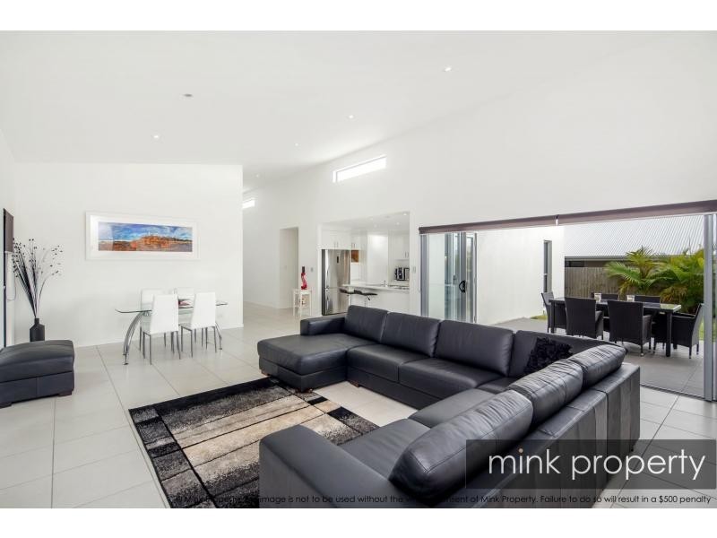 13 Cable Crescent, BRIGHTWATER, Mountain Creek QLD 4557
