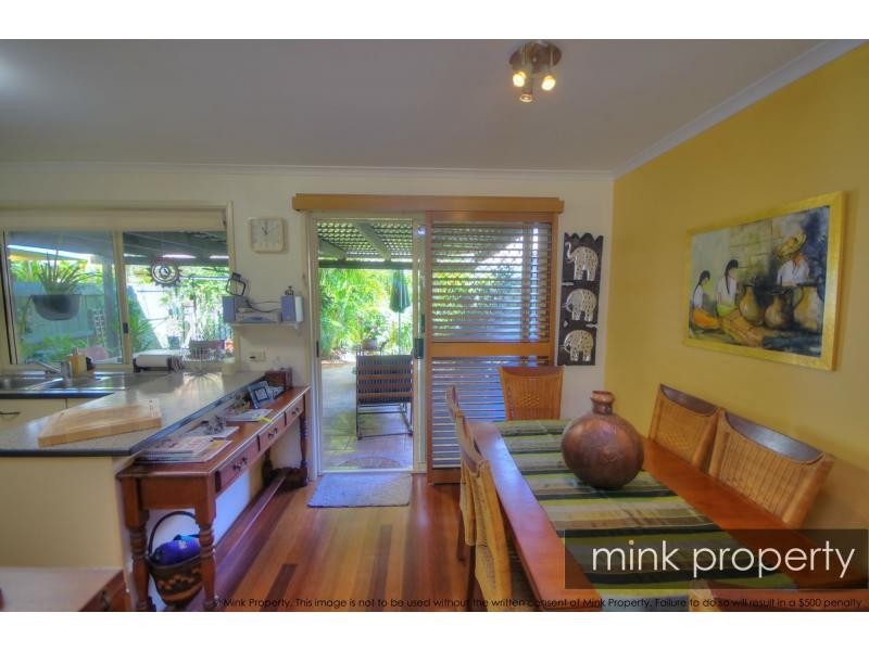 Unit 2/4 QUONDONG Street, Mooloolaba QLD 4557
