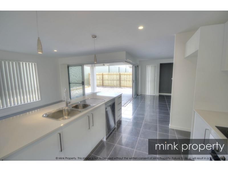 22 Bribie Place, BRIGHTWATER, Mountain Creek QLD 4557