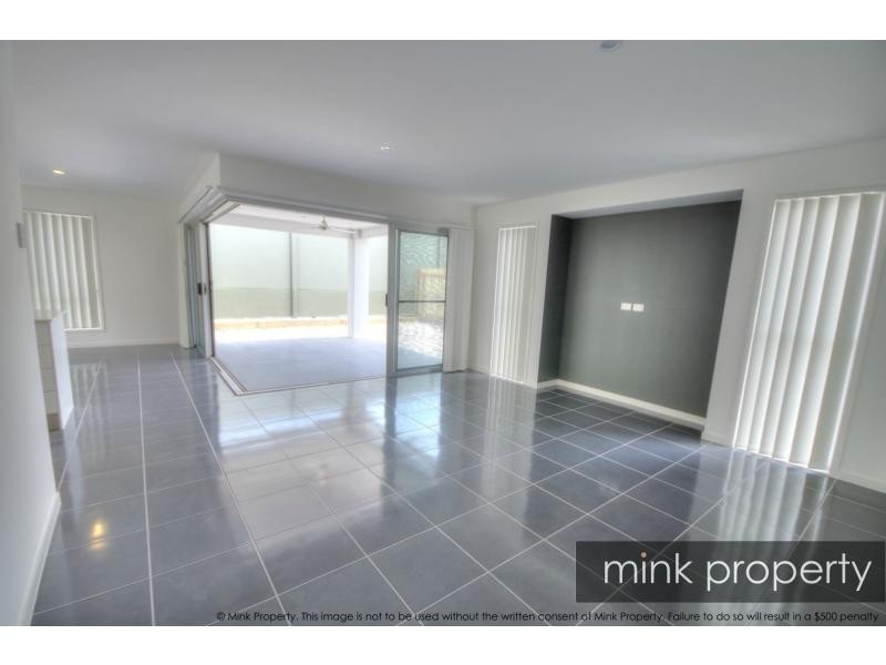 22 Bribie Place, BRIGHTWATER, Mountain Creek QLD 4557