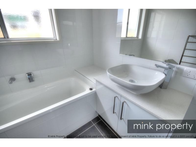 22 Bribie Place, BRIGHTWATER, Mountain Creek QLD 4557