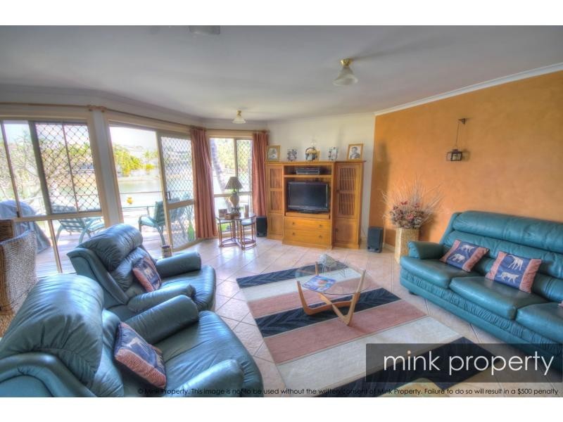 Unit 6/20 Carrothool Place, Mooloolaba QLD 4557