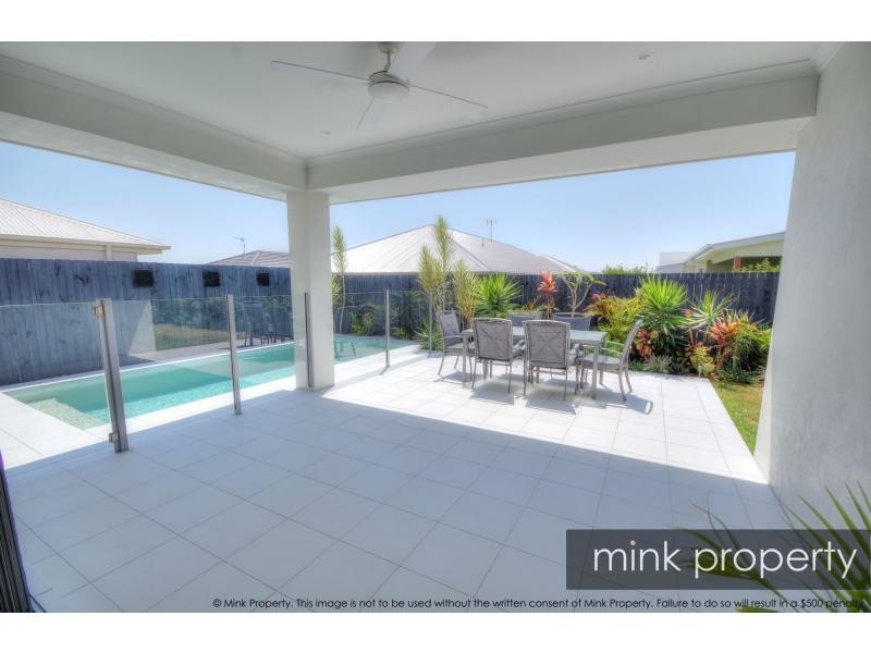 19 Galah Place, BRIGHTWATER, Mountain Creek QLD 4557