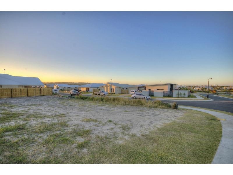 L3000 Sweetlip Circuit, BRIGHTWATER, Mountain Creek QLD 4557