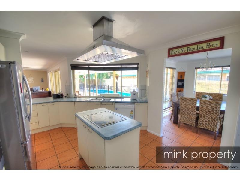 12 Fernleigh Crescent, Mountain Creek QLD 4557