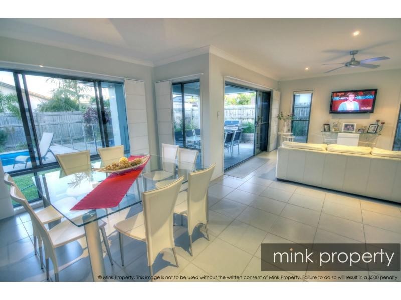 9 Myrtle Place, BRIGHTWATER, Mountain Creek QLD 4557