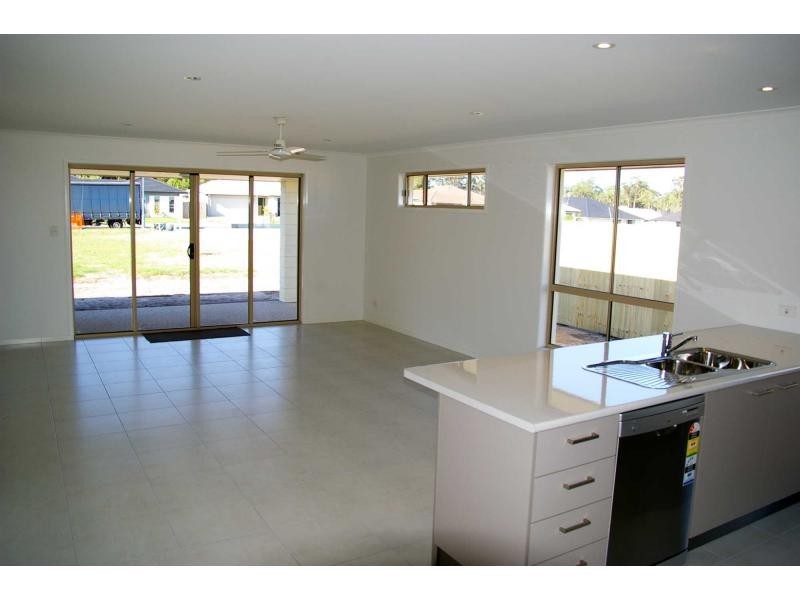 5 Warrego Street, Bellflower Estate, Sippy Downs QLD 4556