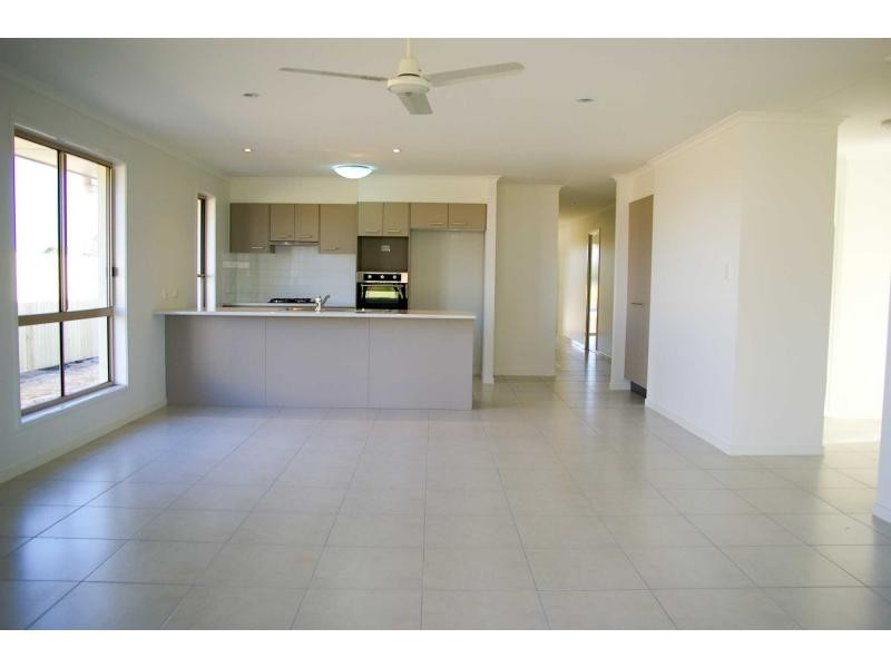 5 Warrego Street, Bellflower Estate, Sippy Downs QLD 4556