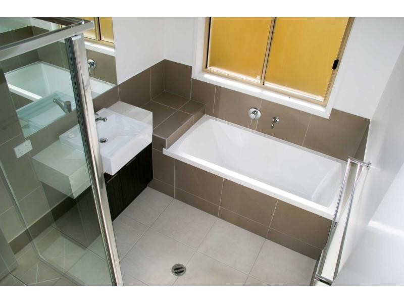 5 Warrego Street, Bellflower Estate, Sippy Downs QLD 4556