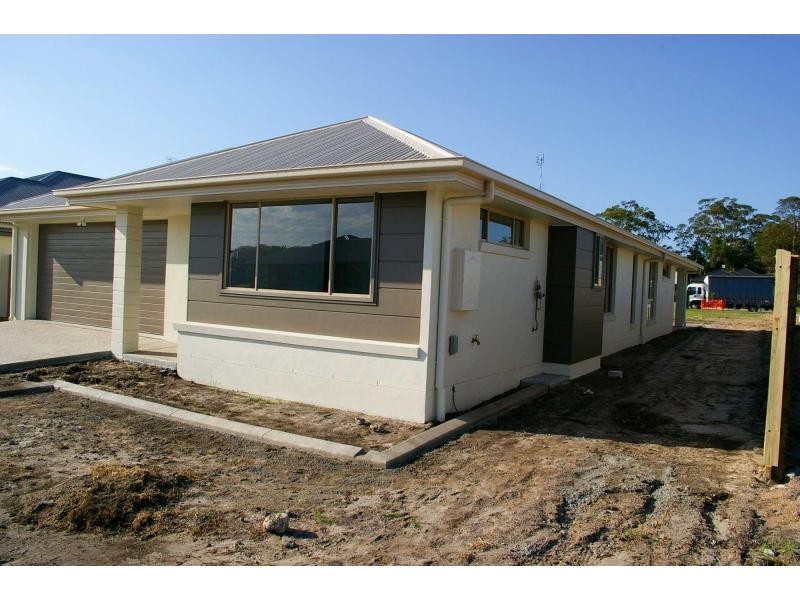 5 Warrego Street, Bellflower Estate, Sippy Downs QLD 4556