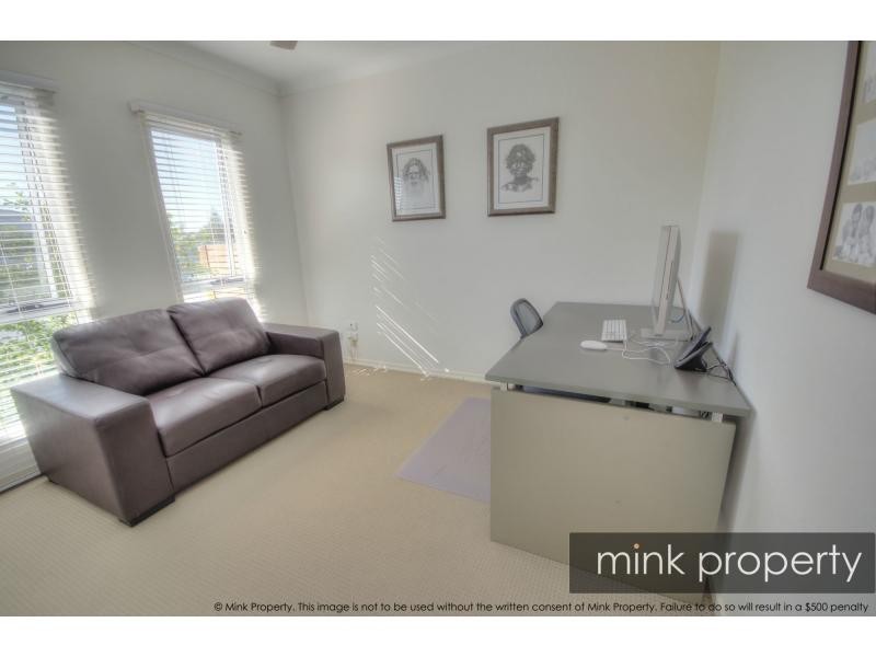 1 MYRTLE Place, BRIGHTWATER, Mountain Creek QLD 4557