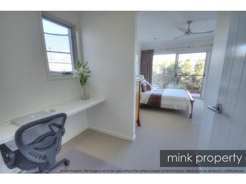 1 MYRTLE Place, BRIGHTWATER, Mountain Creek QLD 4557