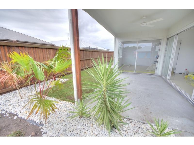 73 Foxtail Circuit, BRIGHTWATER, Mountain Creek QLD 4557