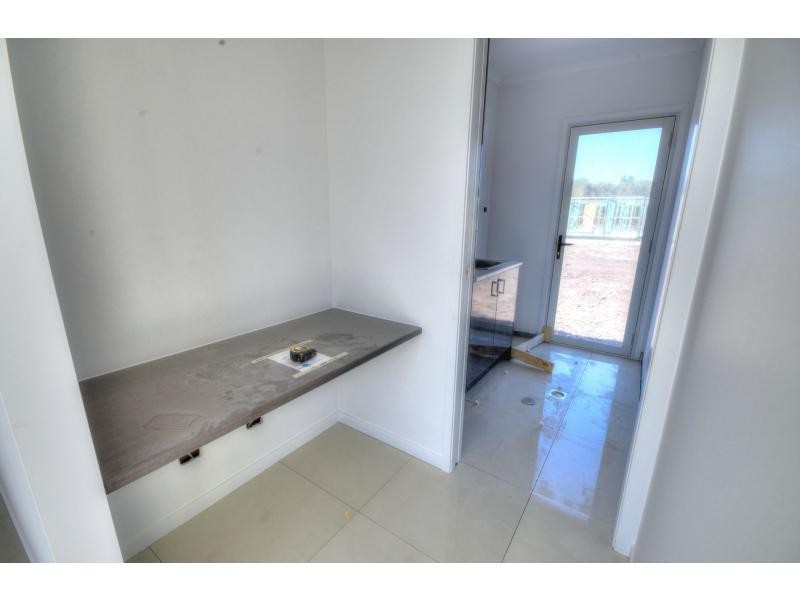 73 Foxtail Circuit, BRIGHTWATER, Mountain Creek QLD 4557