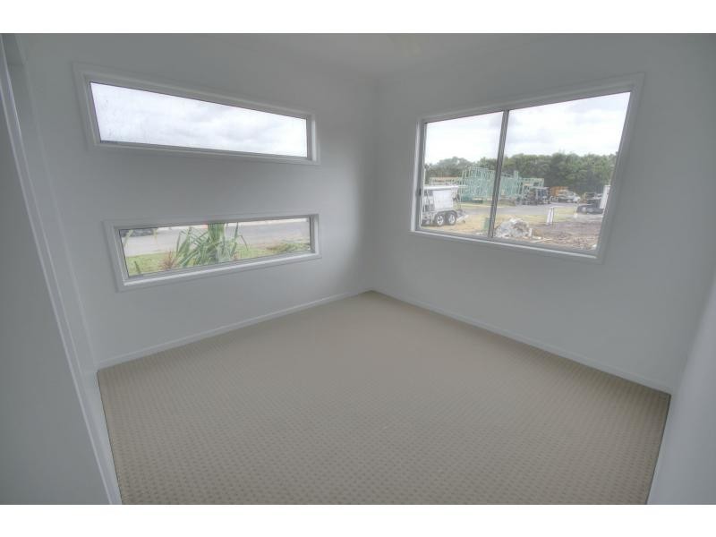 73 Foxtail Circuit, BRIGHTWATER, Mountain Creek QLD 4557