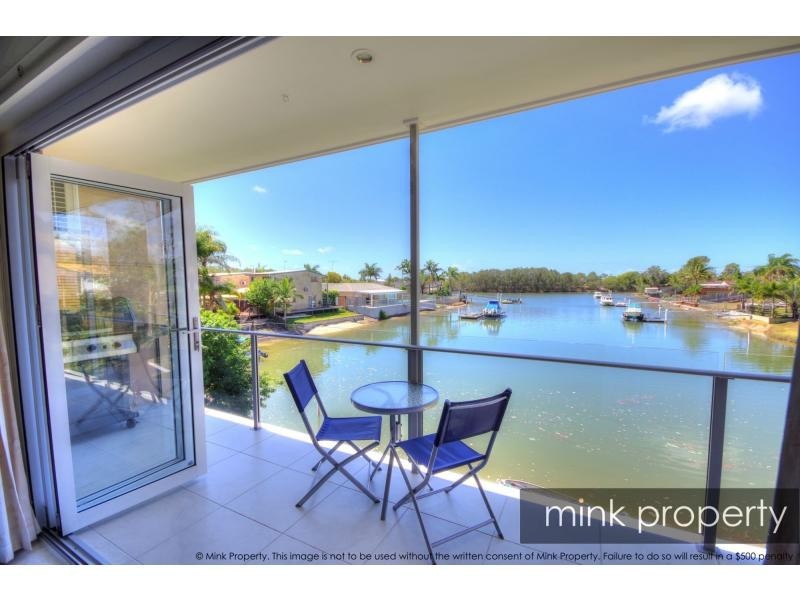 Unit 4/111 Bundilla Boulevard, Mountain Creek QLD 4557