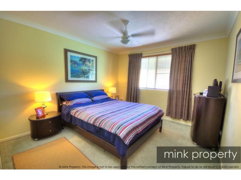 Unit 4/111 Bundilla Boulevard, Mountain Creek QLD 4557
