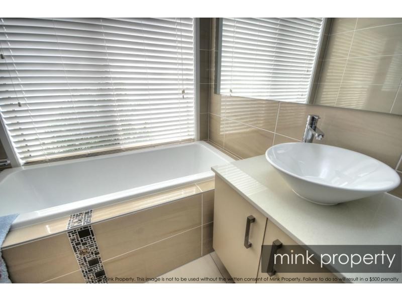 25 Galah Place, BRIGHTWATER, Mountain Creek QLD 4557