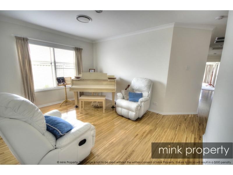 25 Galah Place, BRIGHTWATER, Mountain Creek QLD 4557