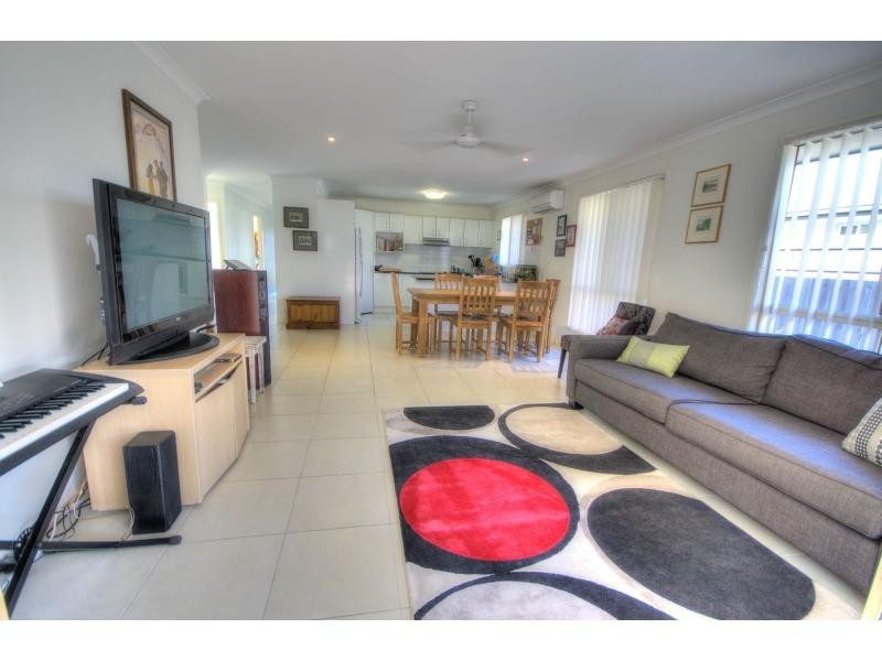 68 FROGMOUTH Circuit, BRIGHTWATER, Mountain Creek QLD 4557