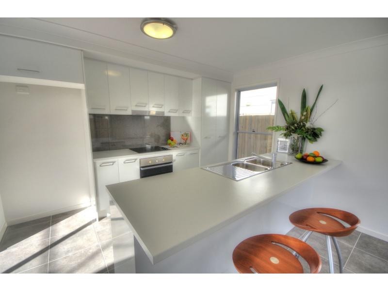 24 Carlisle Circuit, BRIGHTWATER, Mountain Creek QLD 4557