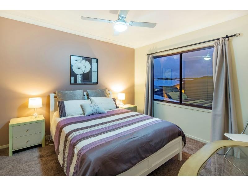 10 Blue Fin Circuit, BRIGHTWATER, Mountain Creek QLD 4557