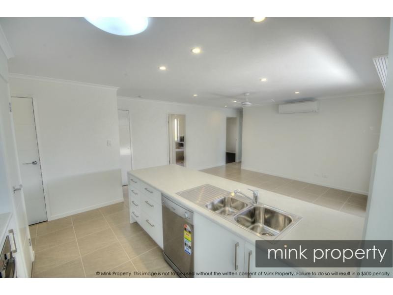 10 Bribie Place, BRIGHTWATER, Mountain Creek QLD 4557