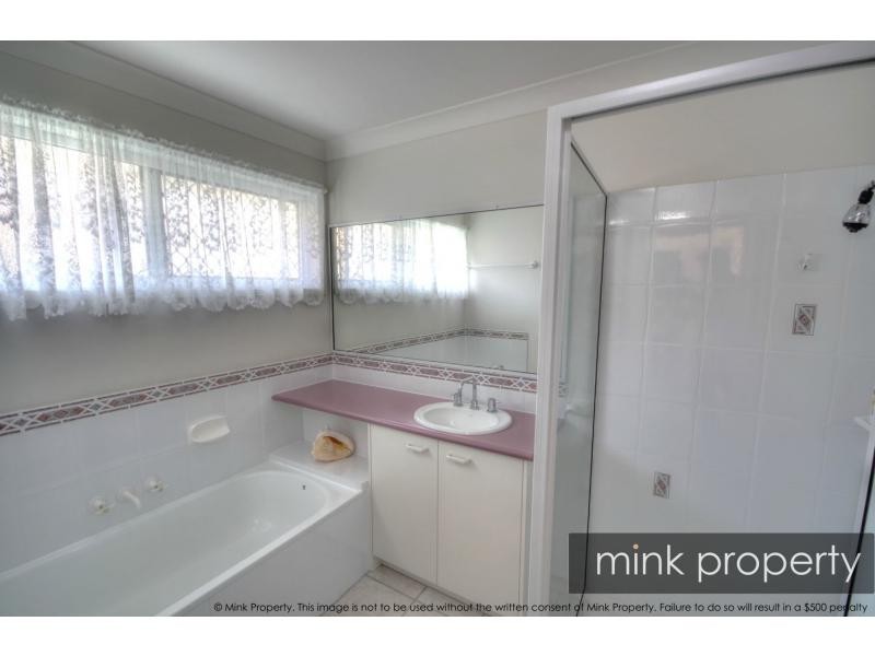 10 Fernleigh Crescent, Mountain Creek QLD 4557