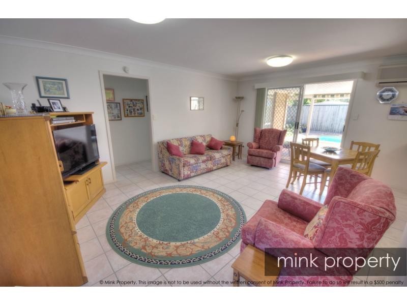 10 Fernleigh Crescent, Mountain Creek QLD 4557