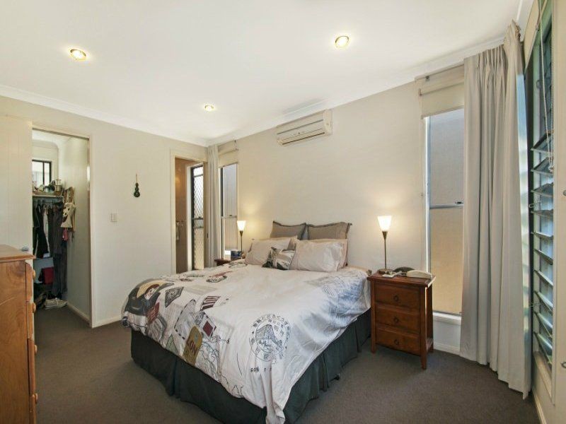 5 Nevis Court, Kawana Island QLD 4575