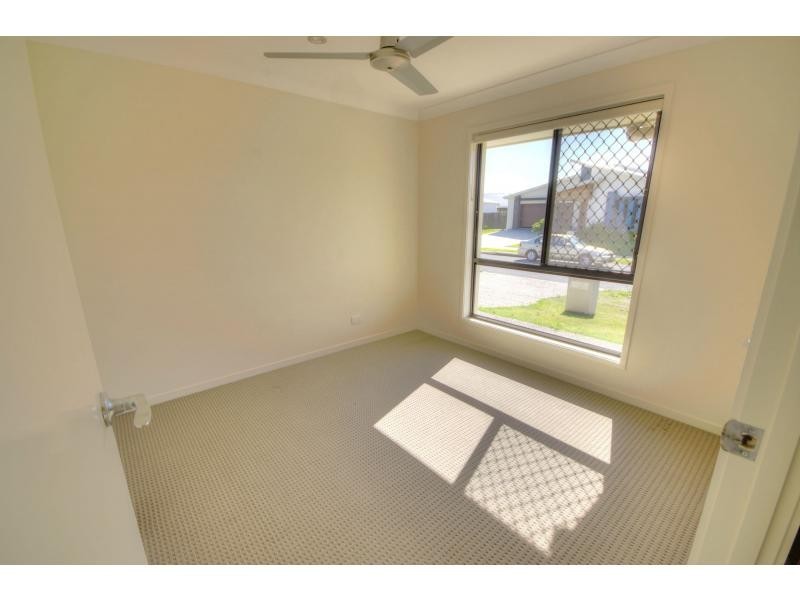 34 Hillsborough Circuit, BRIGHTWATER, Mountain Creek QLD 4557