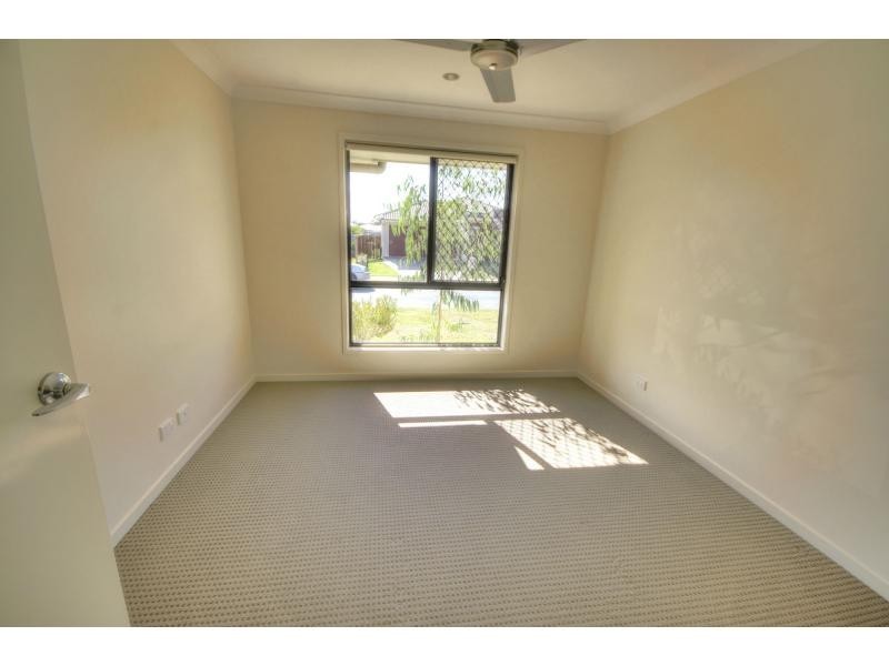 34 Hillsborough Circuit, BRIGHTWATER, Mountain Creek QLD 4557