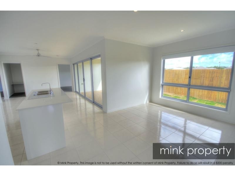 10 Tibrogargan Circuit, Brightwater, Mountain Creek QLD 4557