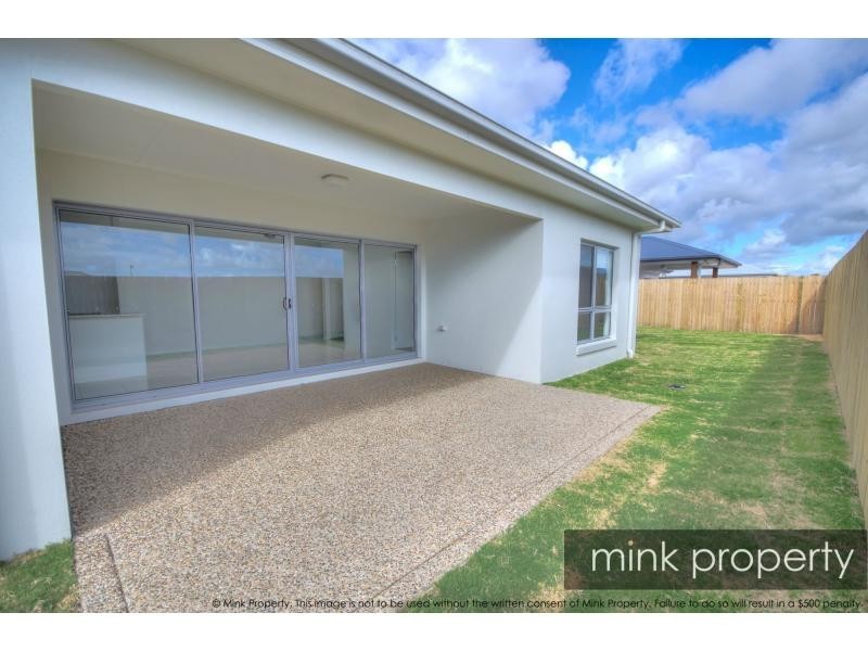 10 Tibrogargan Circuit, Brightwater, Mountain Creek QLD 4557