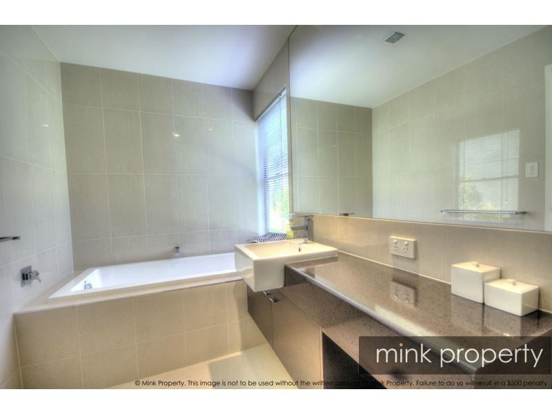 22 KURRIMINE Crescent, BRIGHTWATER, Mountain Creek QLD 4557