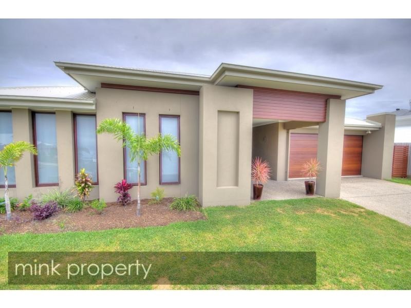 13 Riflebird Place, BRIGHTWATER, Mountain Creek QLD 4557