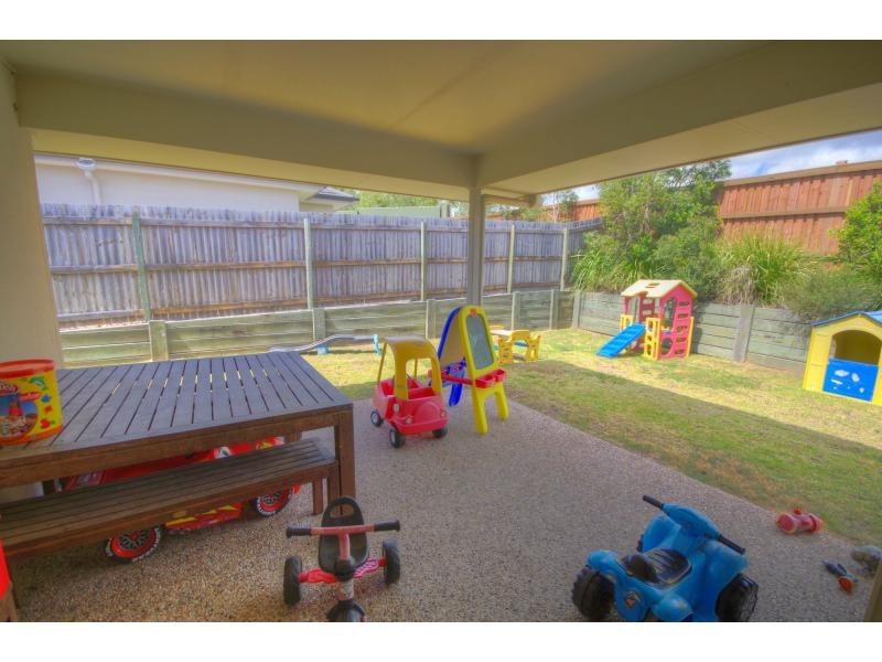 29 LARK Circuit, BRIGHTWATER, Mountain Creek QLD 4557