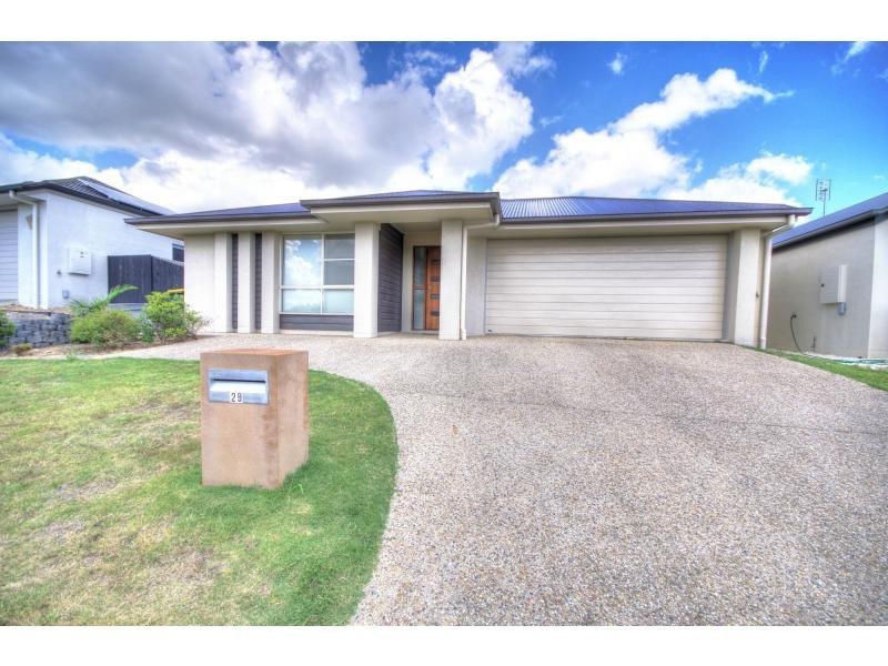 29 LARK Circuit, BRIGHTWATER, Mountain Creek QLD 4557