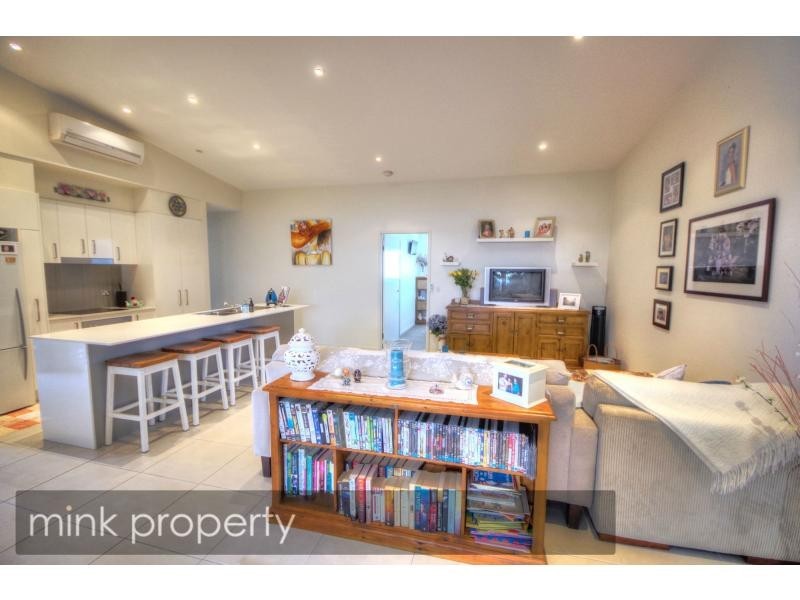 2/27 TIBOUCHINA Street, BRIGHTWATER, Mountain Creek QLD 4557