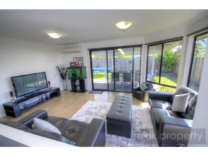 17 Flindersia Place, Brightwater, Mountain Creek QLD 4557